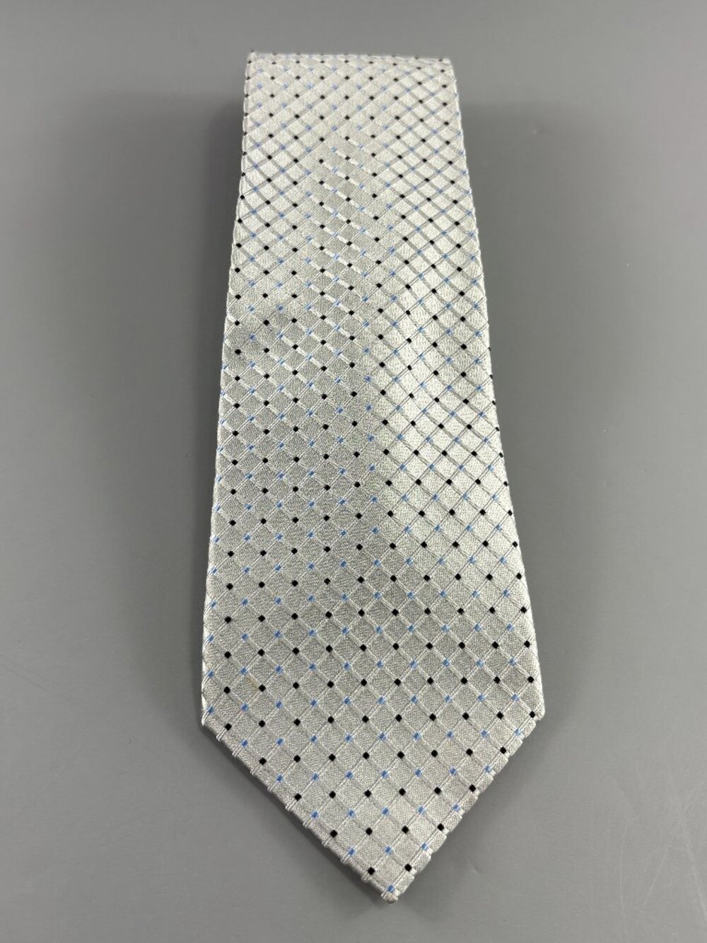 Cambridge Classics LT. Gray / Blue / Black Check Men's Tie 3 3/4" x 60"
